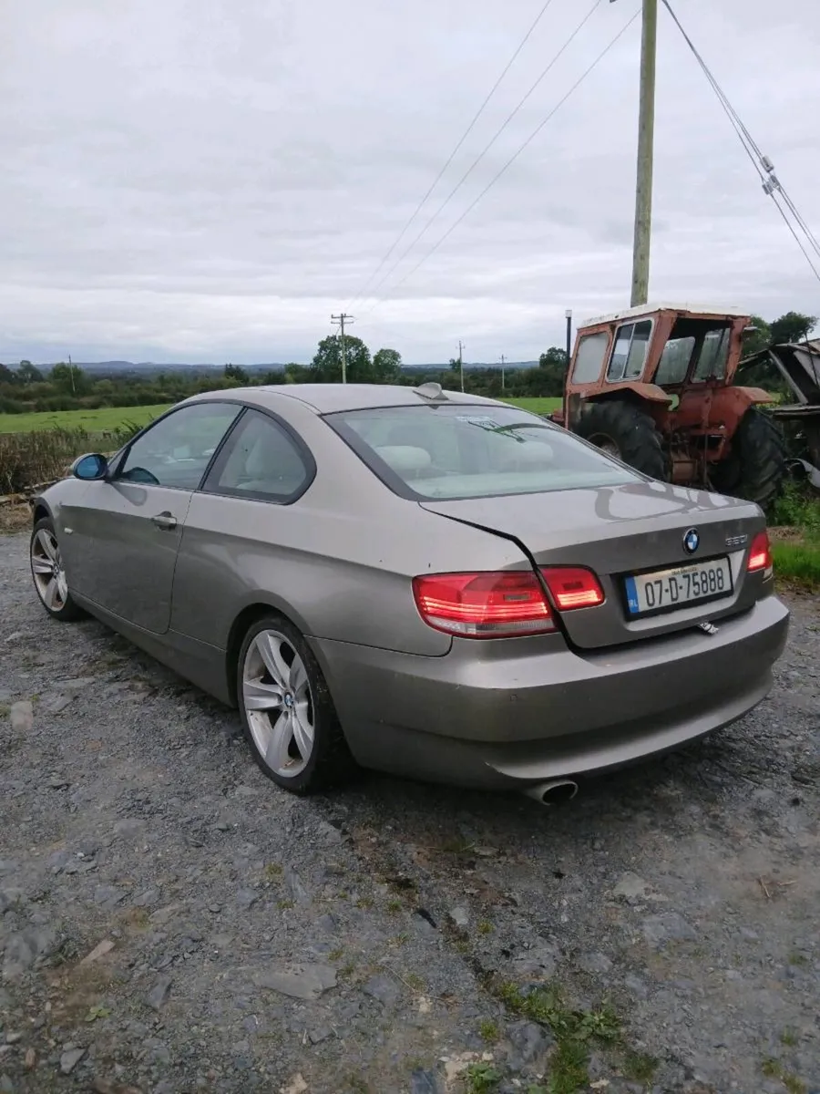 BMW 320i  coupe for parts - Image 4
