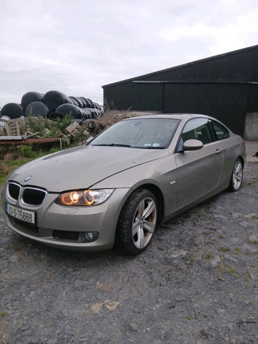BMW 320i  coupe for parts - Image 3