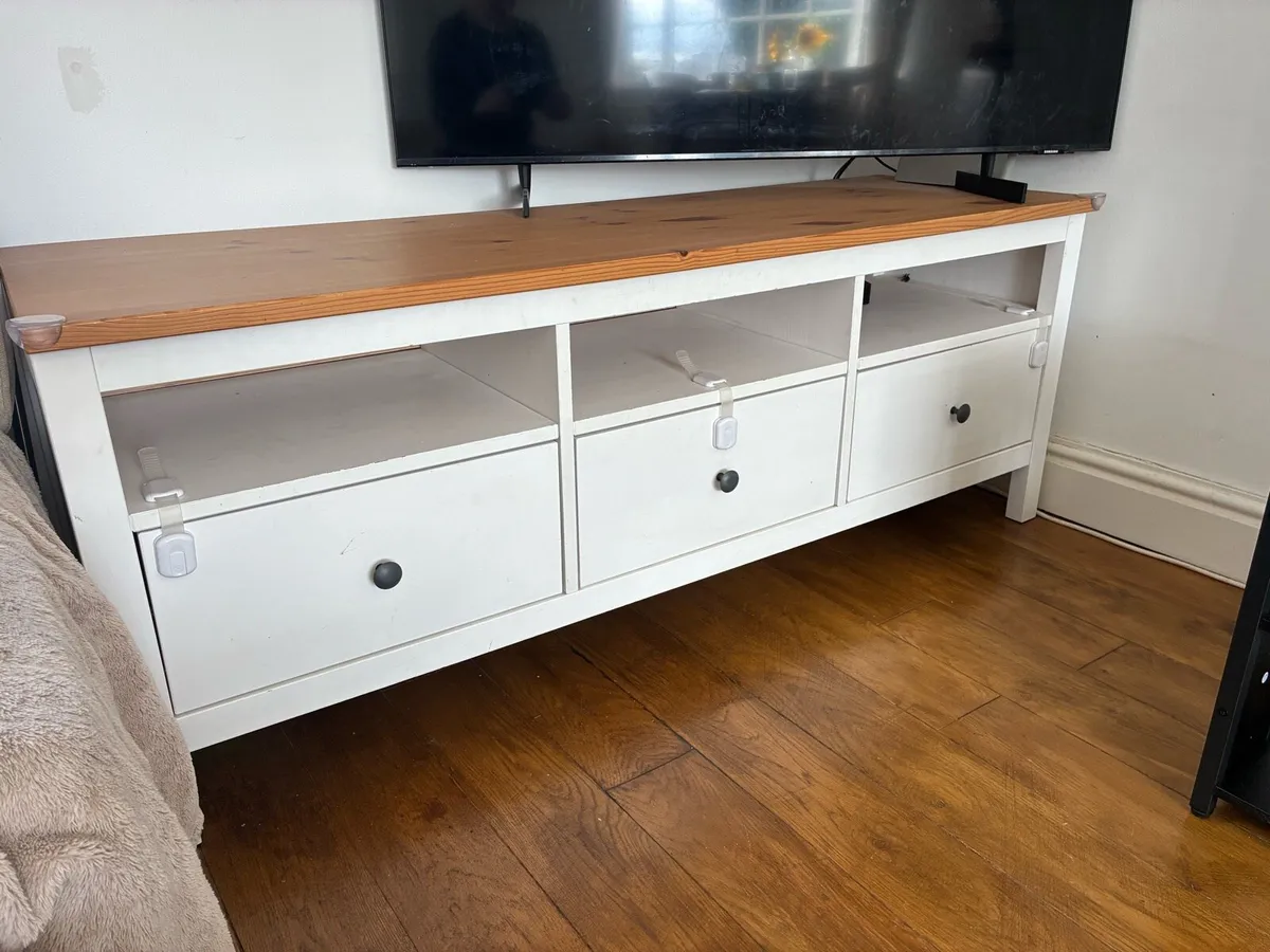 Hemnes TV Unit - Image 1