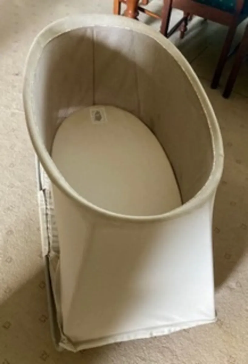 Cot - Image 1