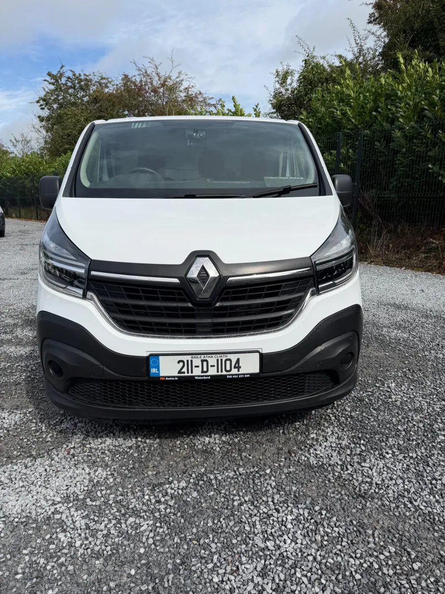 Renault Trafic 2021 - Image 2