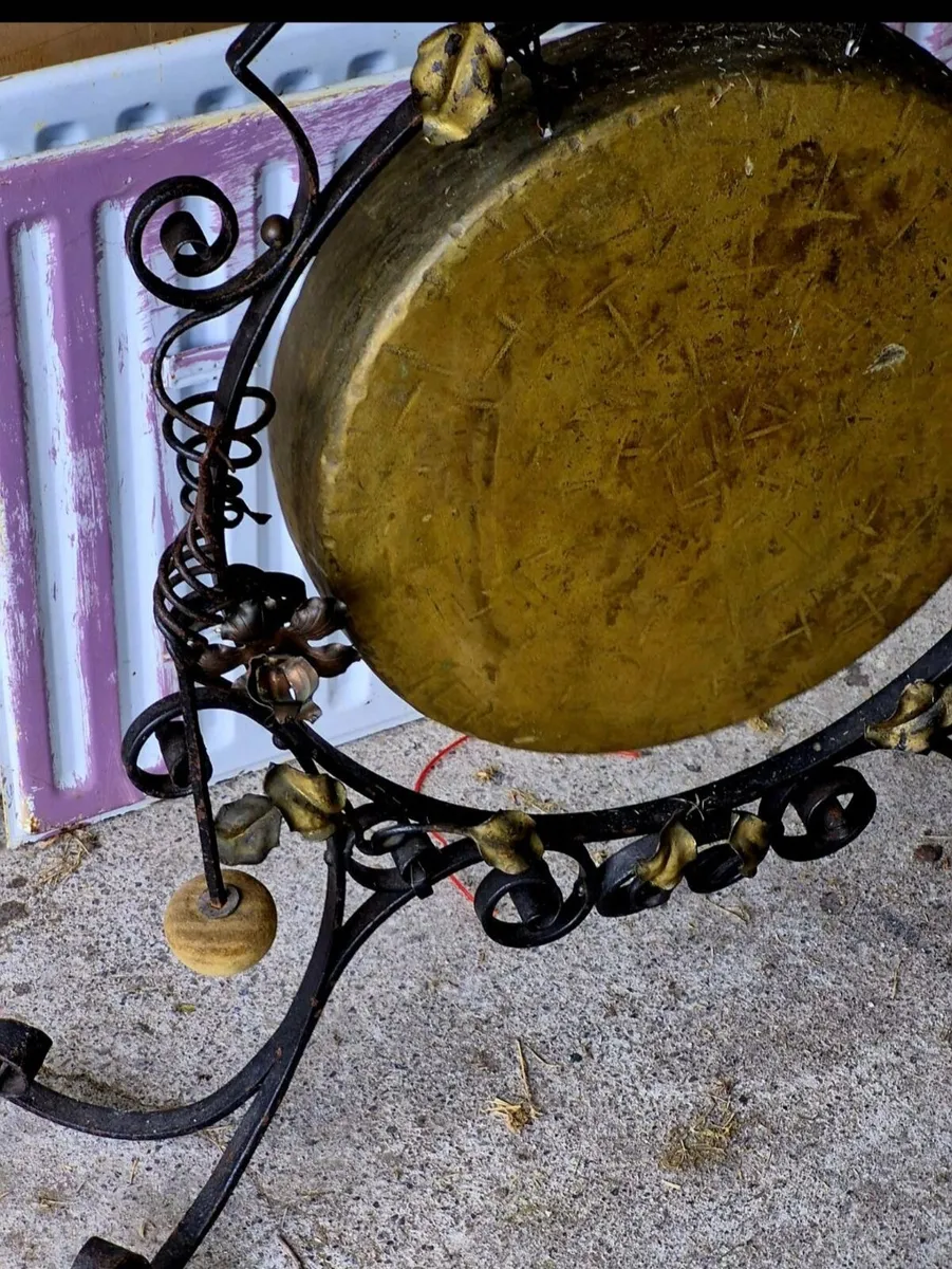 Exquisite Antique Manor House Brass Dinner Gong .. - Image 4