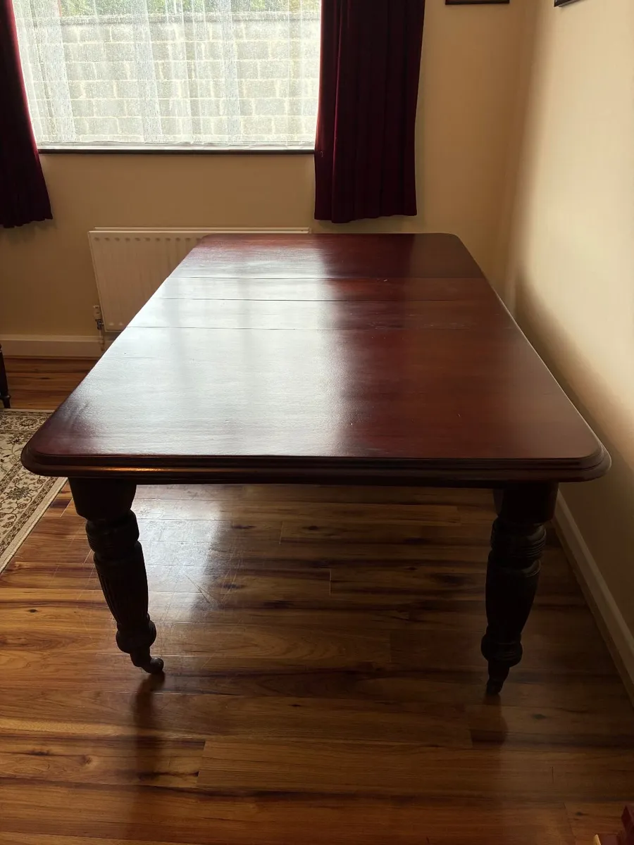Mahogany dining table - Image 2