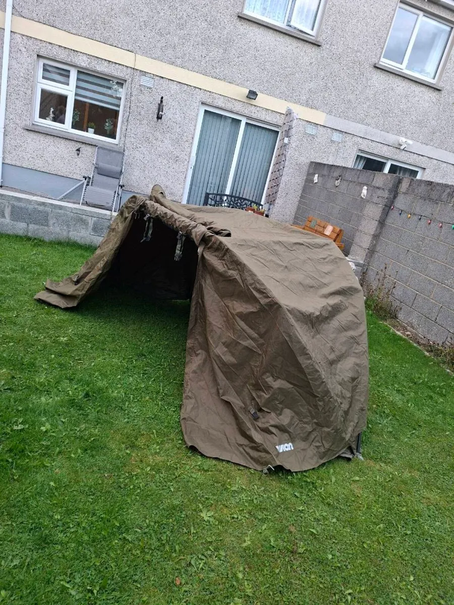 Biffy fishing tent - Image 4