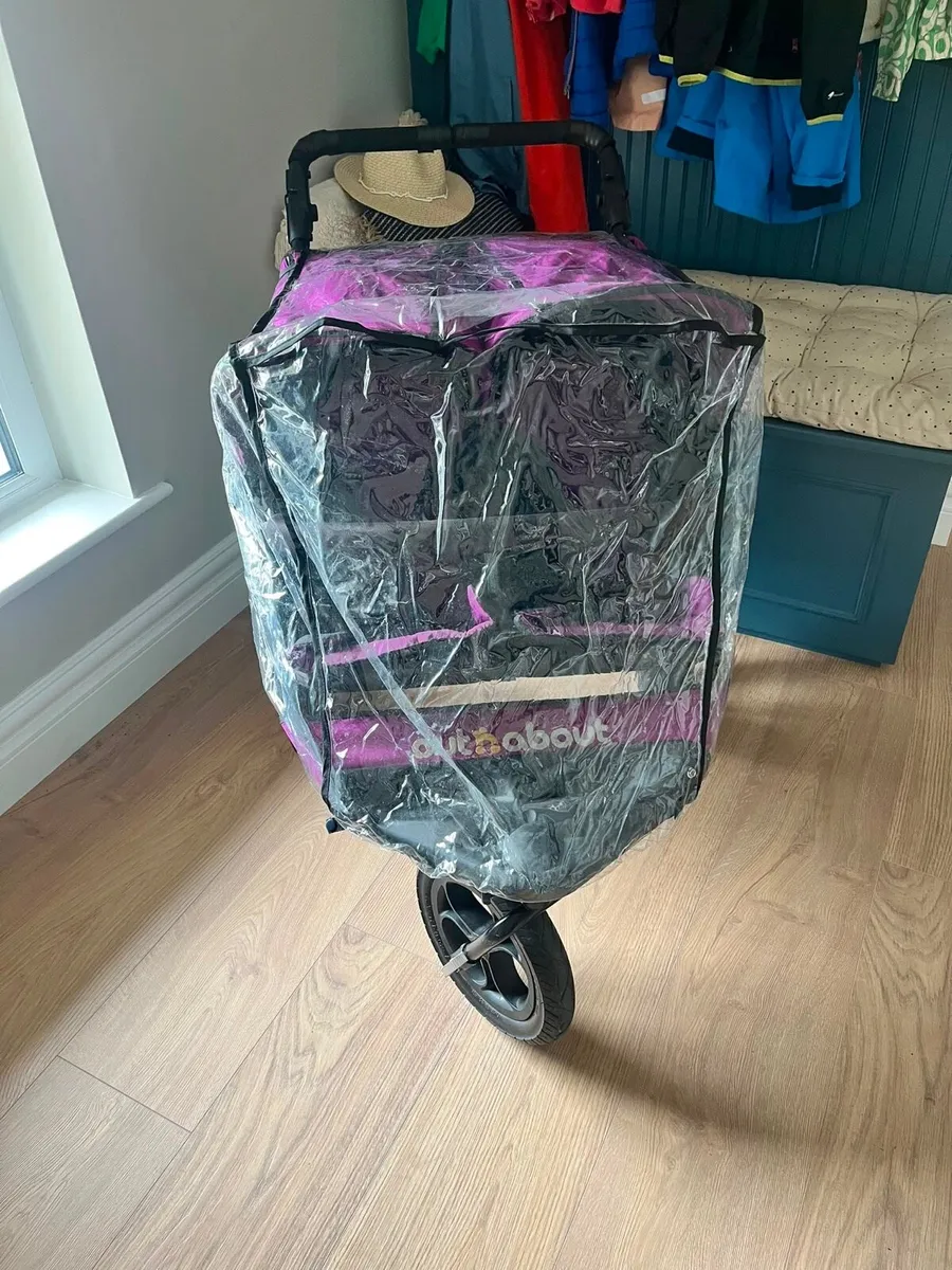 Out n About double buggy - Image 4