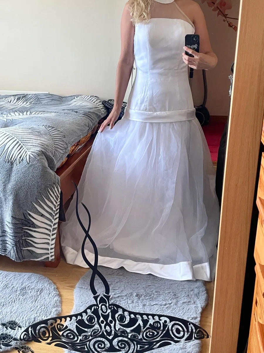 Wedding dress - Image 3
