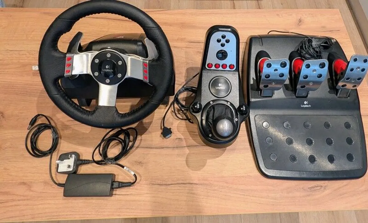 Logitech G27 Racing Wheel Pedals 6 Speed Shifter Fully Tested - Image 1