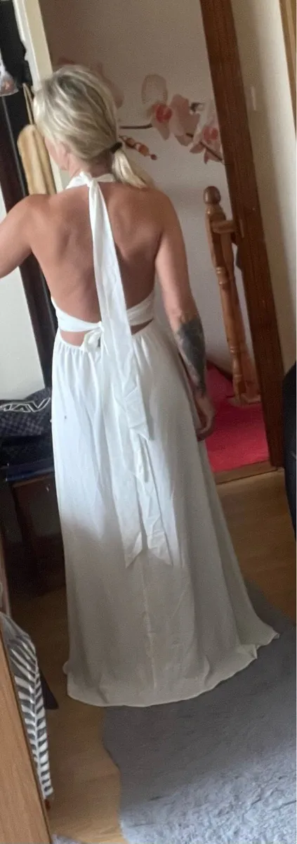 White dress - Image 2