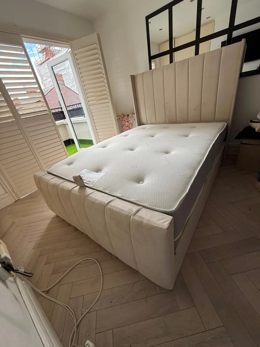 Beds - Image 3