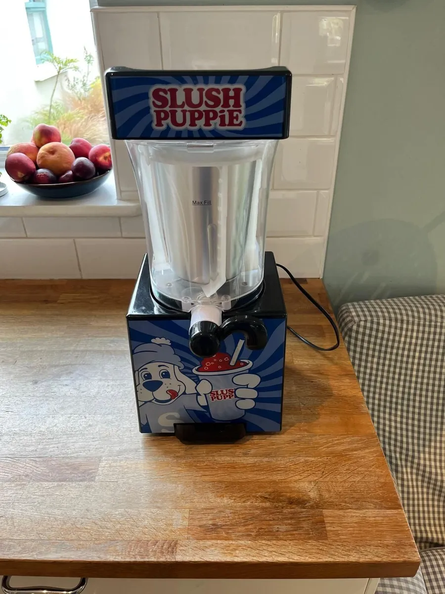 Slush Puppie Maker - Image 1