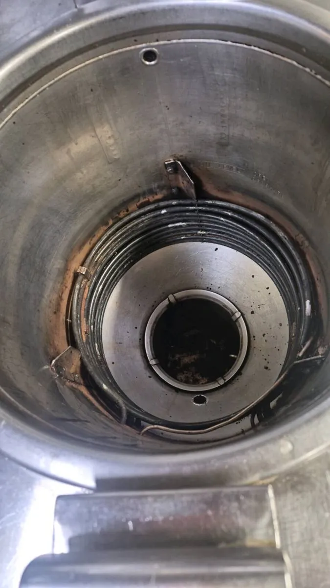 Pressure cooker,,chip dump.. - Image 2