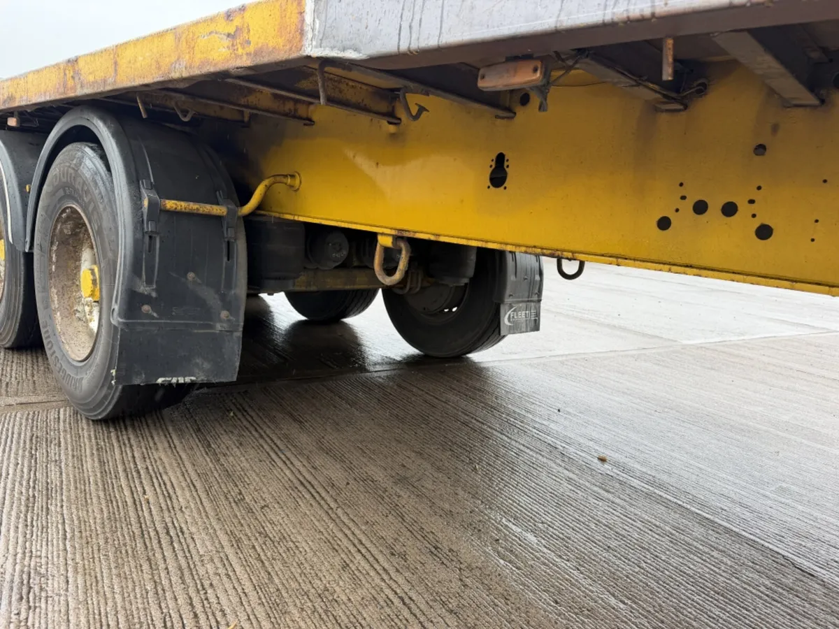 2013 SDC 45 FT FLATBED TRAILER - Image 4
