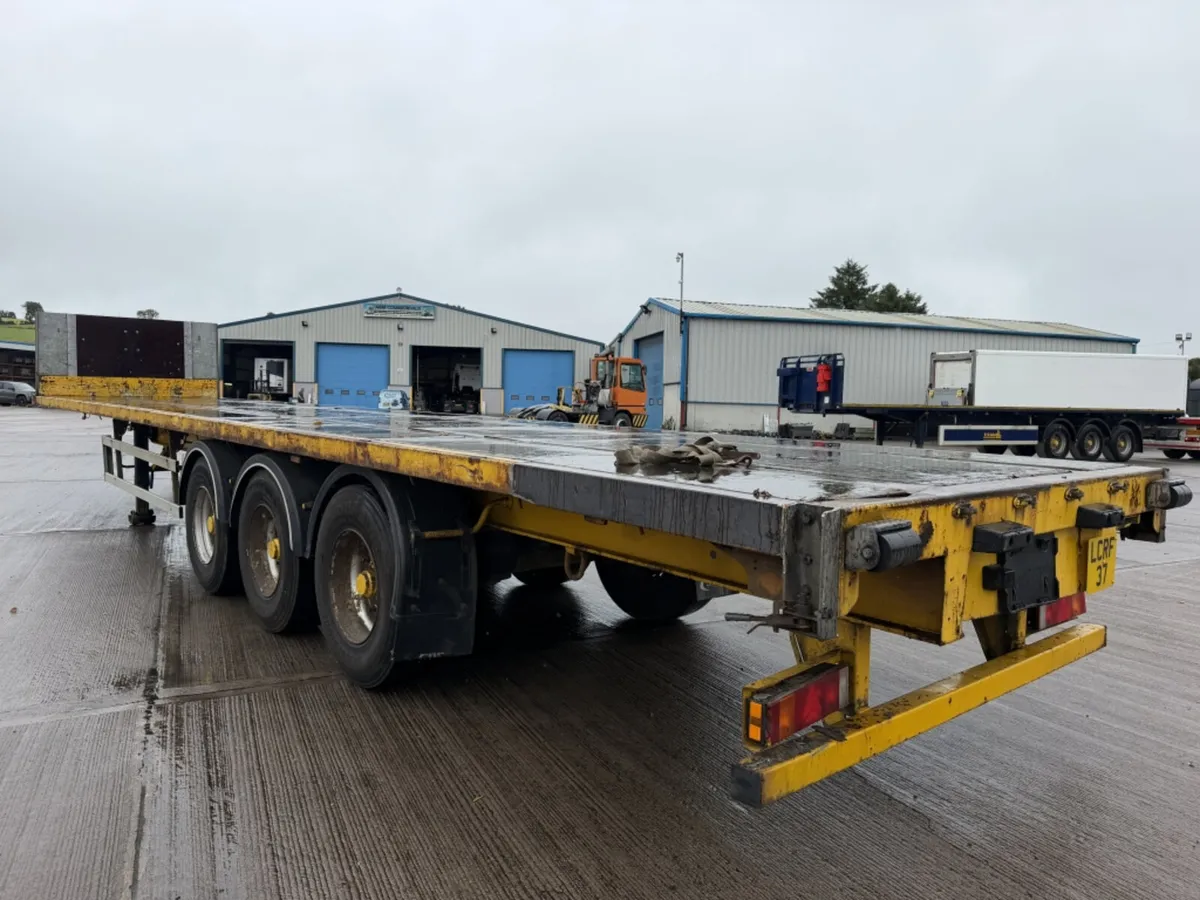 2013 SDC 45 FT FLATBED TRAILER - Image 3