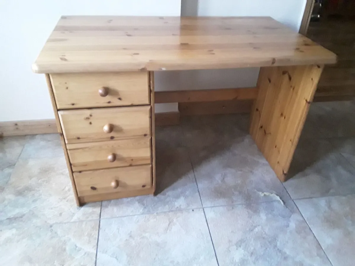 Very heavy solid pine writing desk with four drawe - Image 3