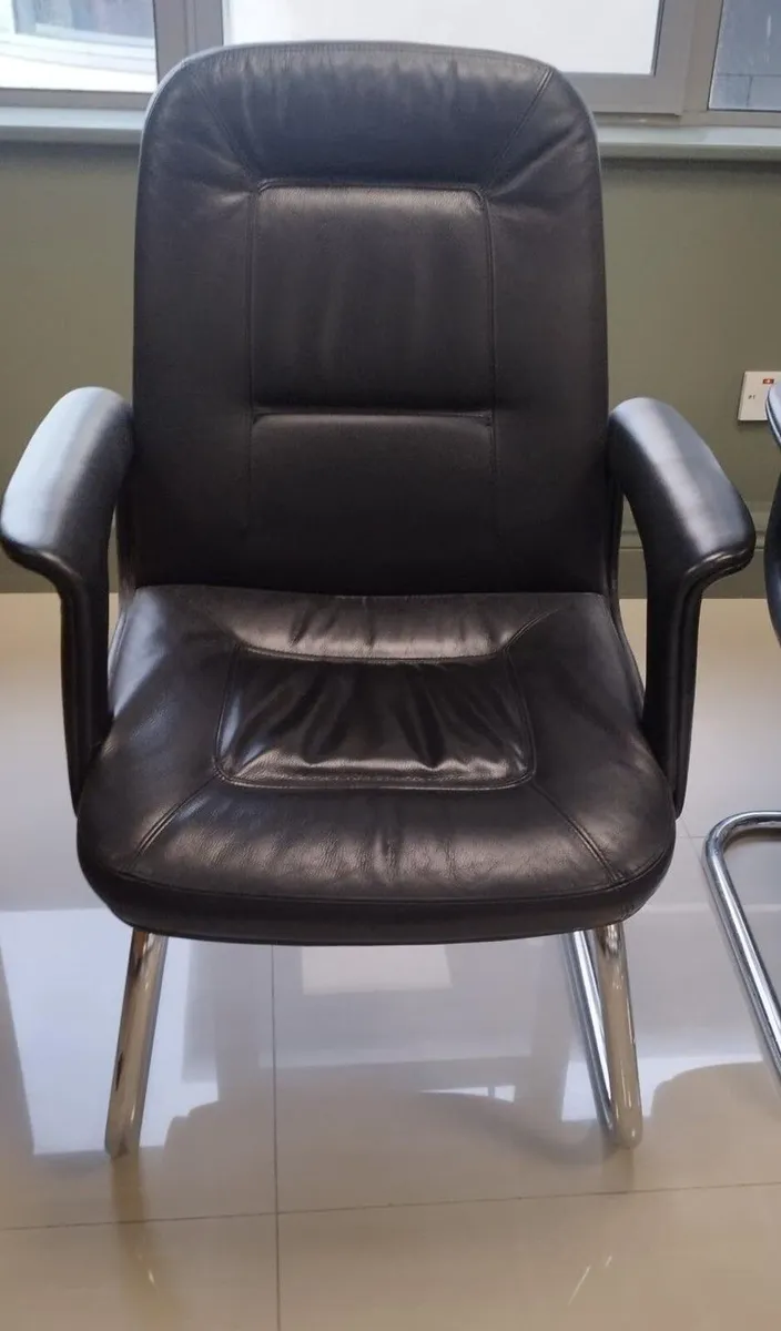 Executive Office Chairs - Image 3