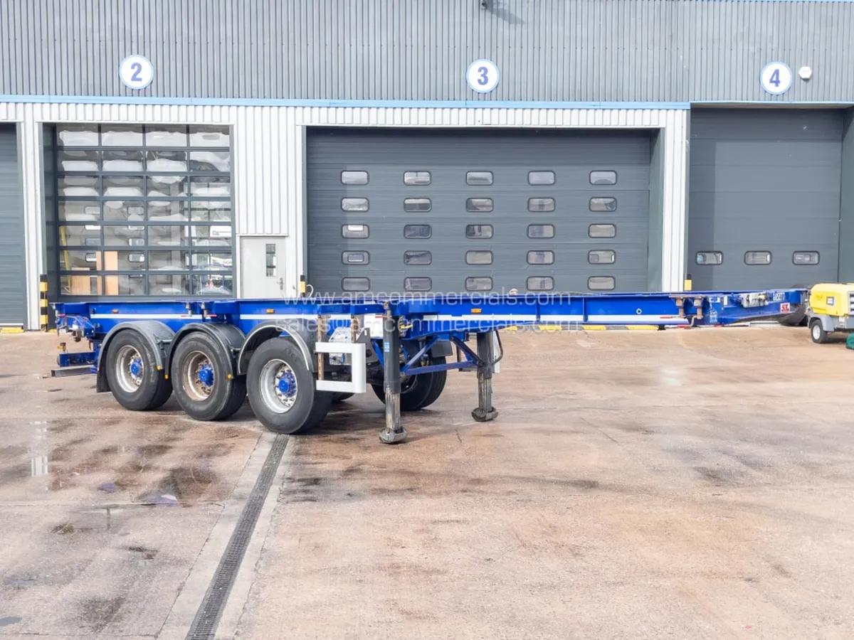 2014 SDC SLIDING SKELETAL TRAILER - Image 1