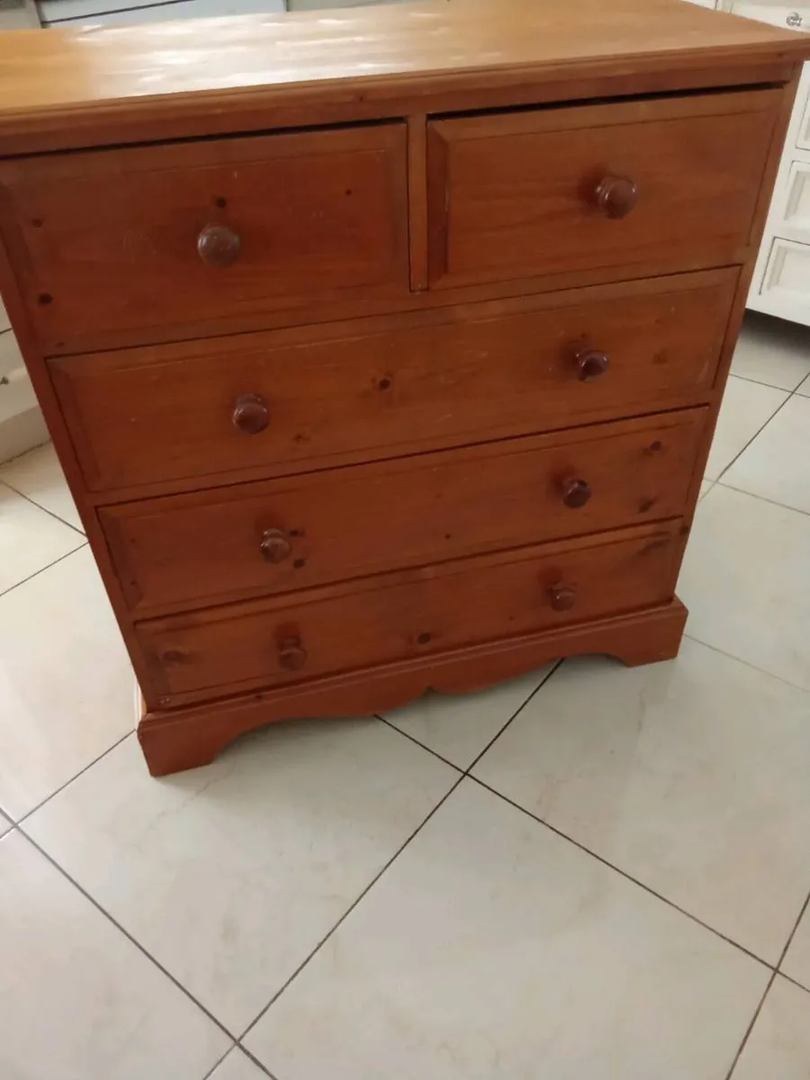Chests of drawers - Image 2