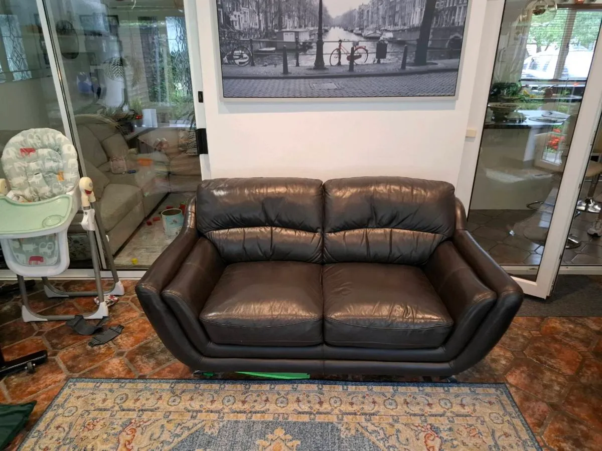 2 leather 2-seaters sofas - Image 2