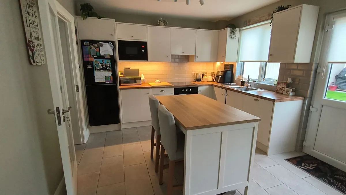 Complete Cream Gloss Kitchen + Island & Appliances - Image 1