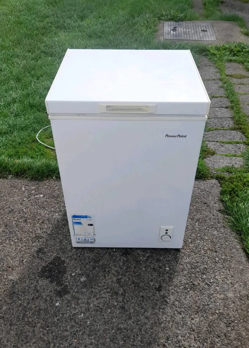 PowerPoint chest freezer for sale - Image 1