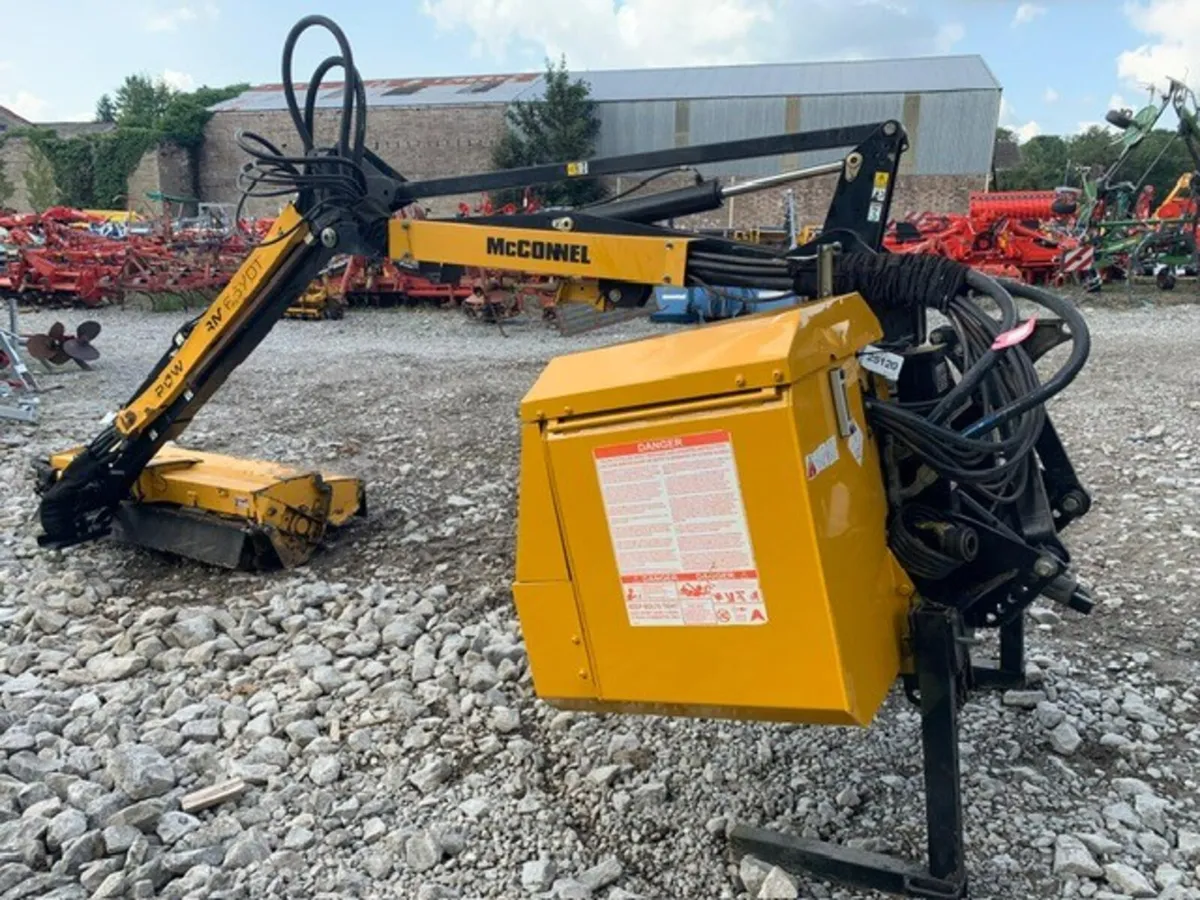 MCCONNEL PA6570T REV EDS, 1700 HRS - Image 4