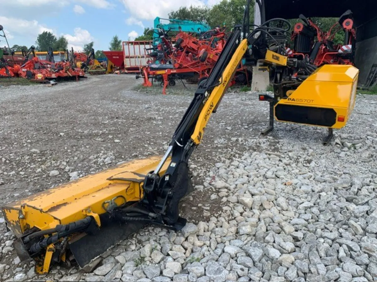 MCCONNEL PA6570T REV EDS, 1700 HRS - Image 3