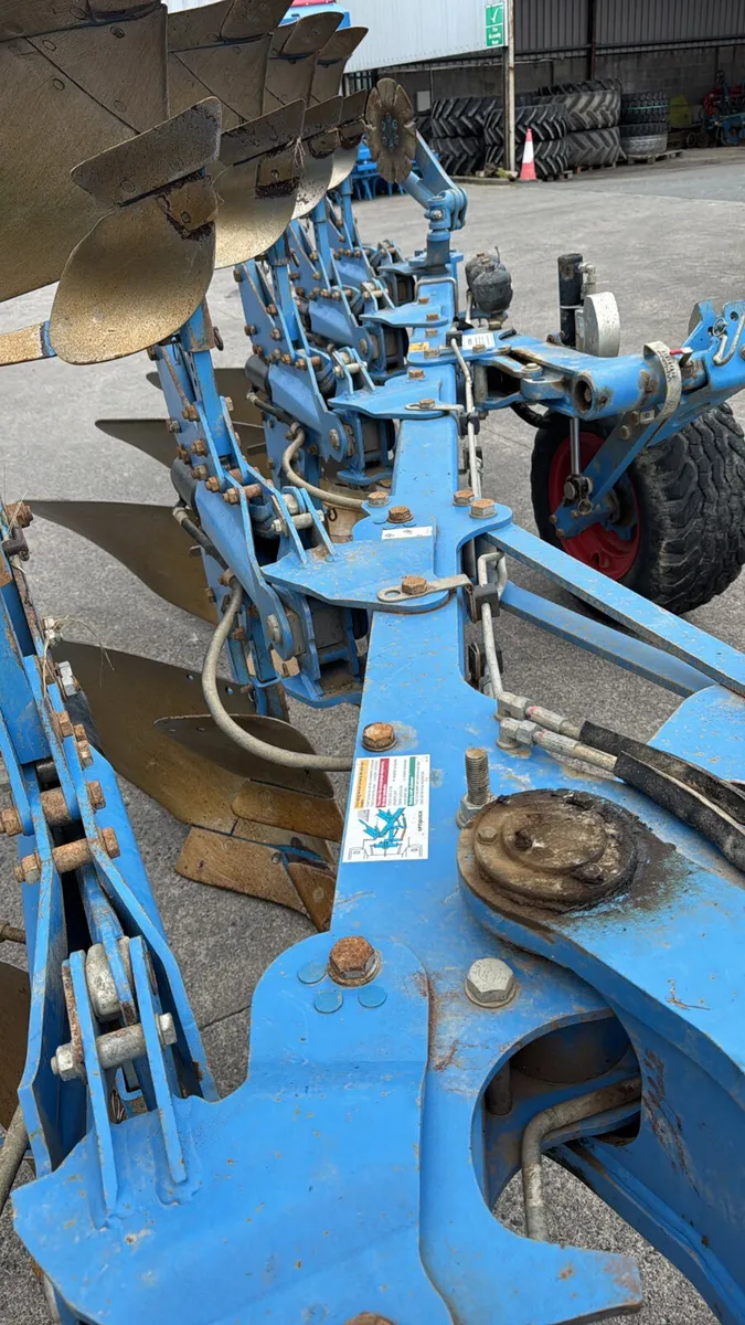 Lemken Juwel 7M Plough - Image 3