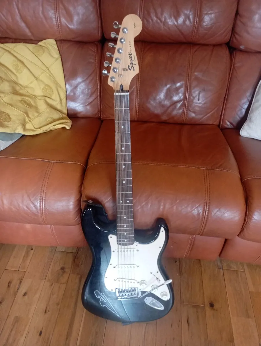 🎸 guitar - Image 1