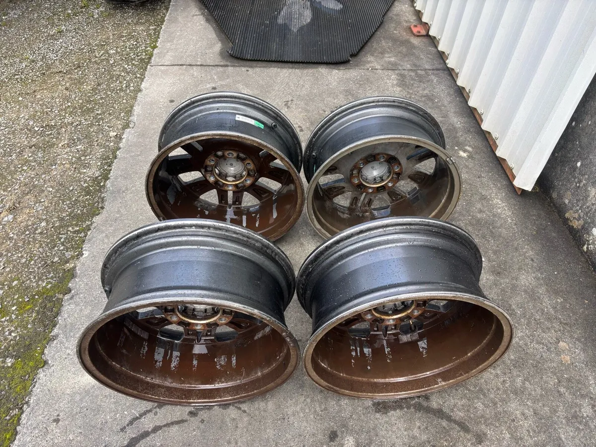 Hilux alloys - Image 3