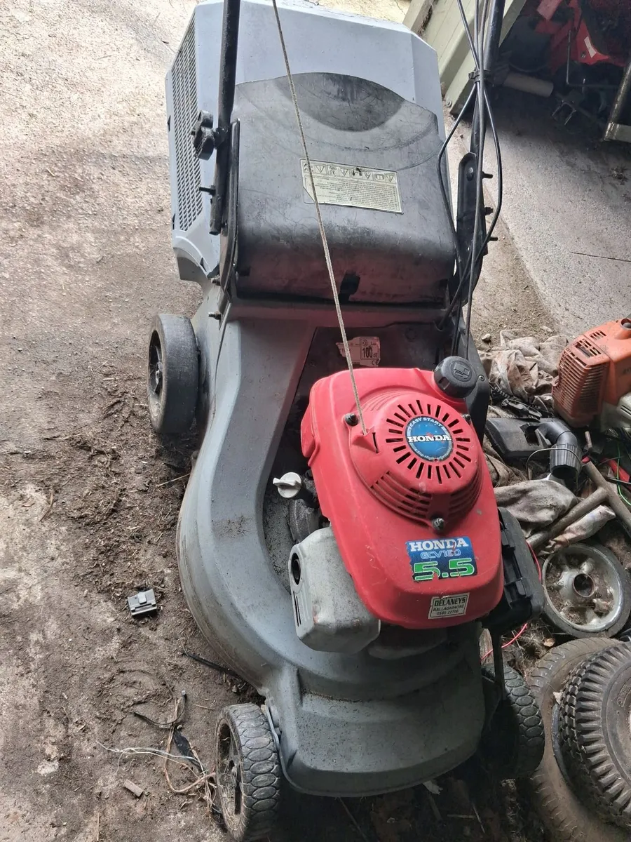 Honda easy start lawnmower - Image 1