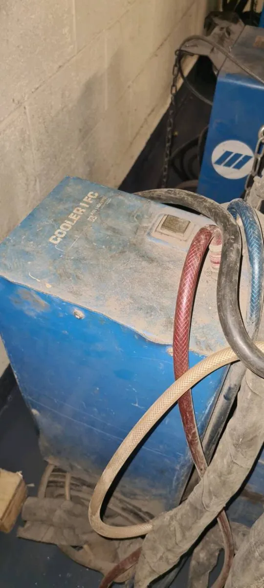 Oerlikon water cooled mig welding machine - Image 4