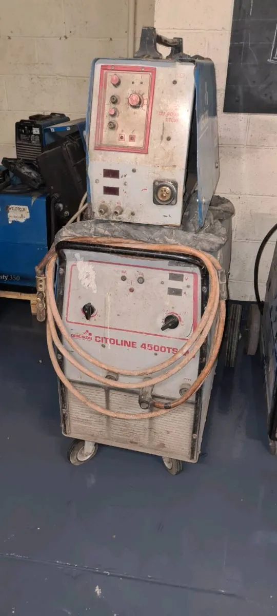 Oerlikon water cooled mig welding machine - Image 1