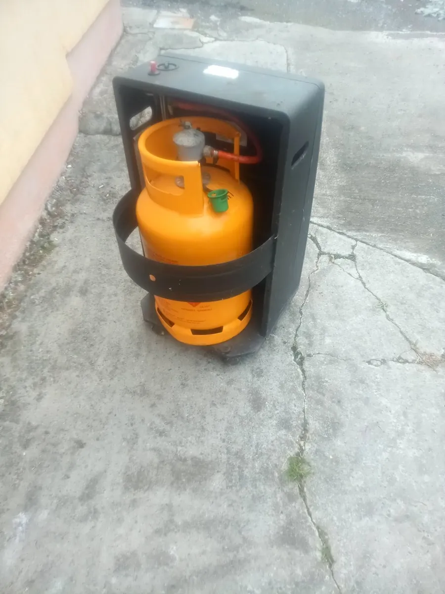 Gas heater - Image 2