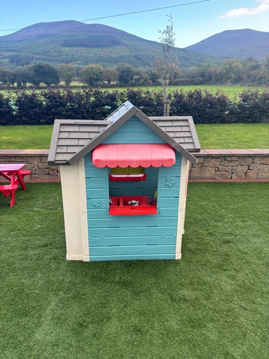 Smoby Playhouse - Image 1