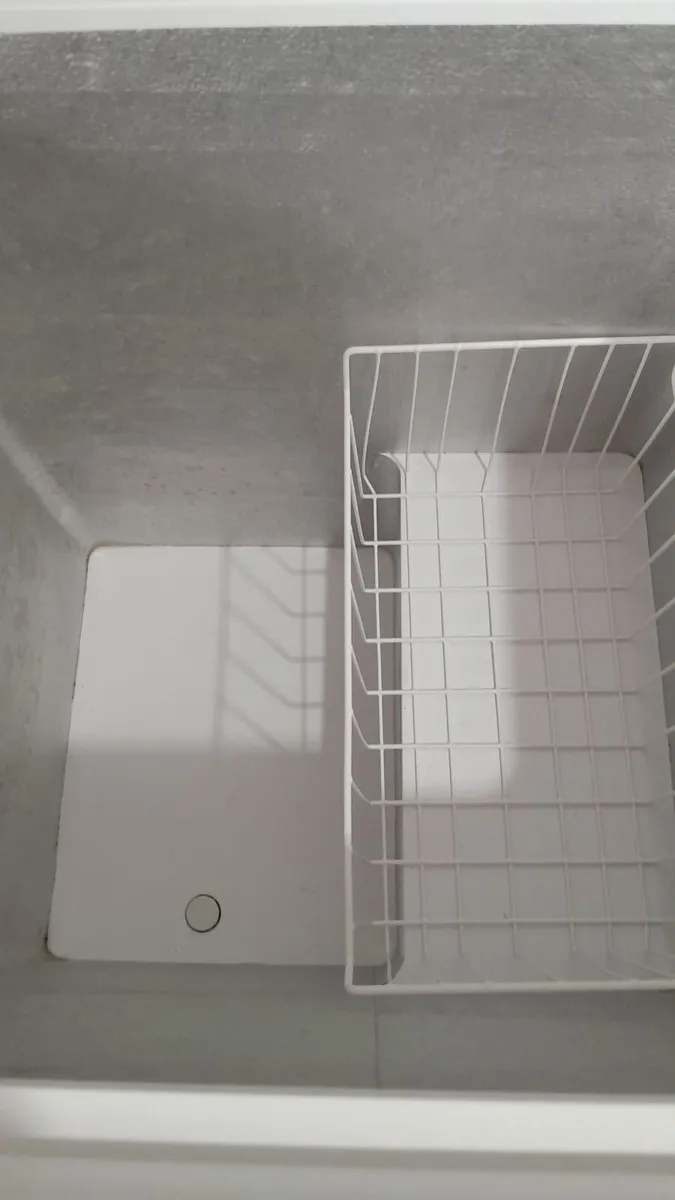 Freezer - Image 3