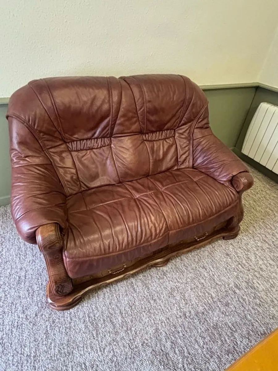 Leather and pine framed three piece suite. In excellent condition. Has been used as office furniture for meetings. Available for collection only - Image 2