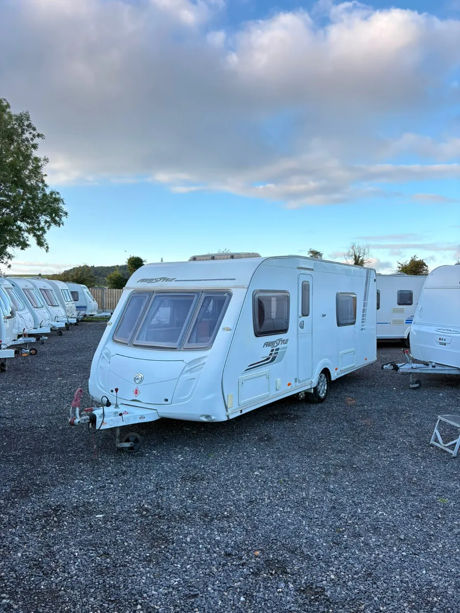 Swift Freestyle 4 Berth Fixed Bed Caravan - Image 1