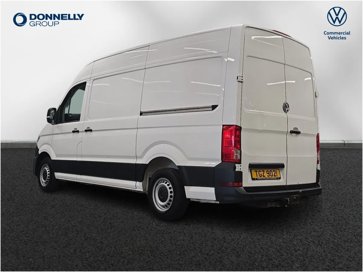 Volkswagen Crafter Cr35 Lwb Diesel Rwd Startline - Image 3