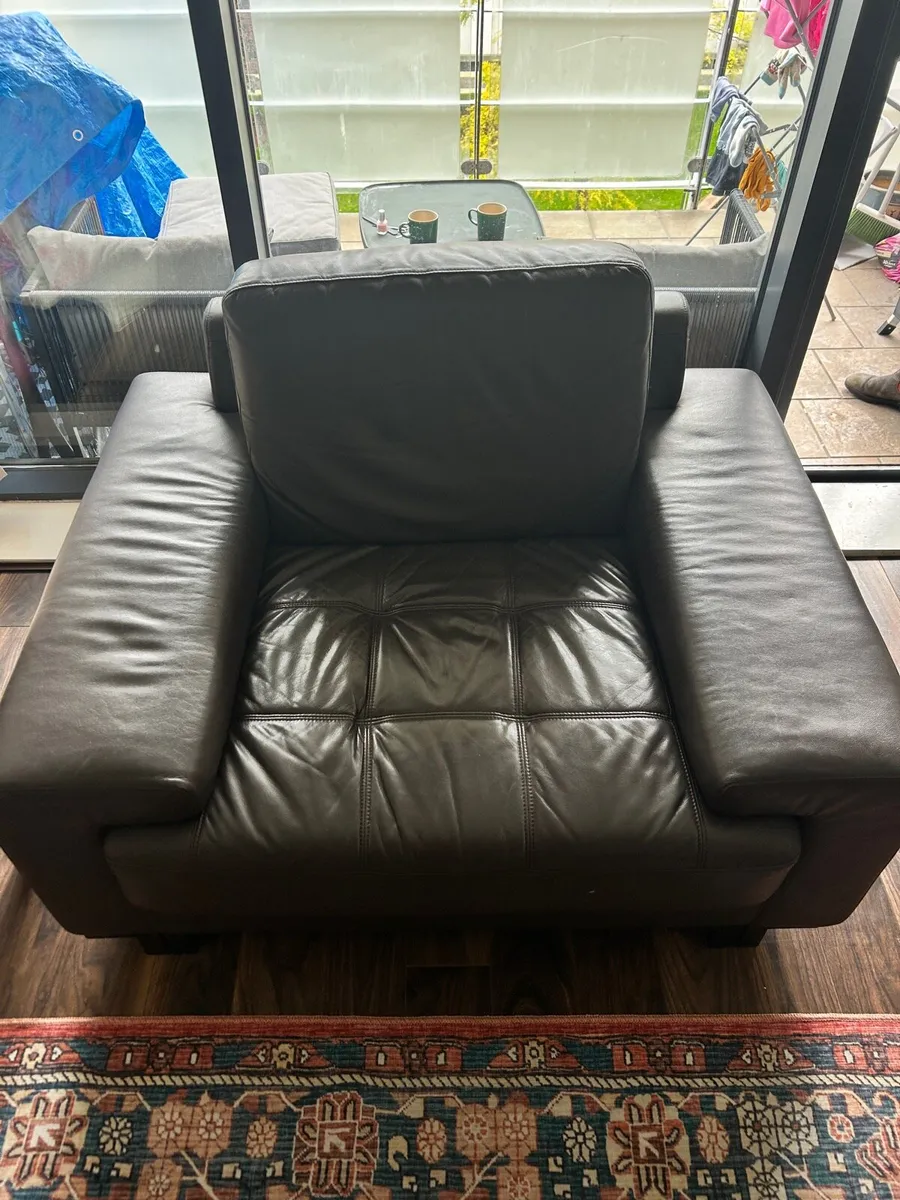 Mid-century leather sofa and armchair - Image 3