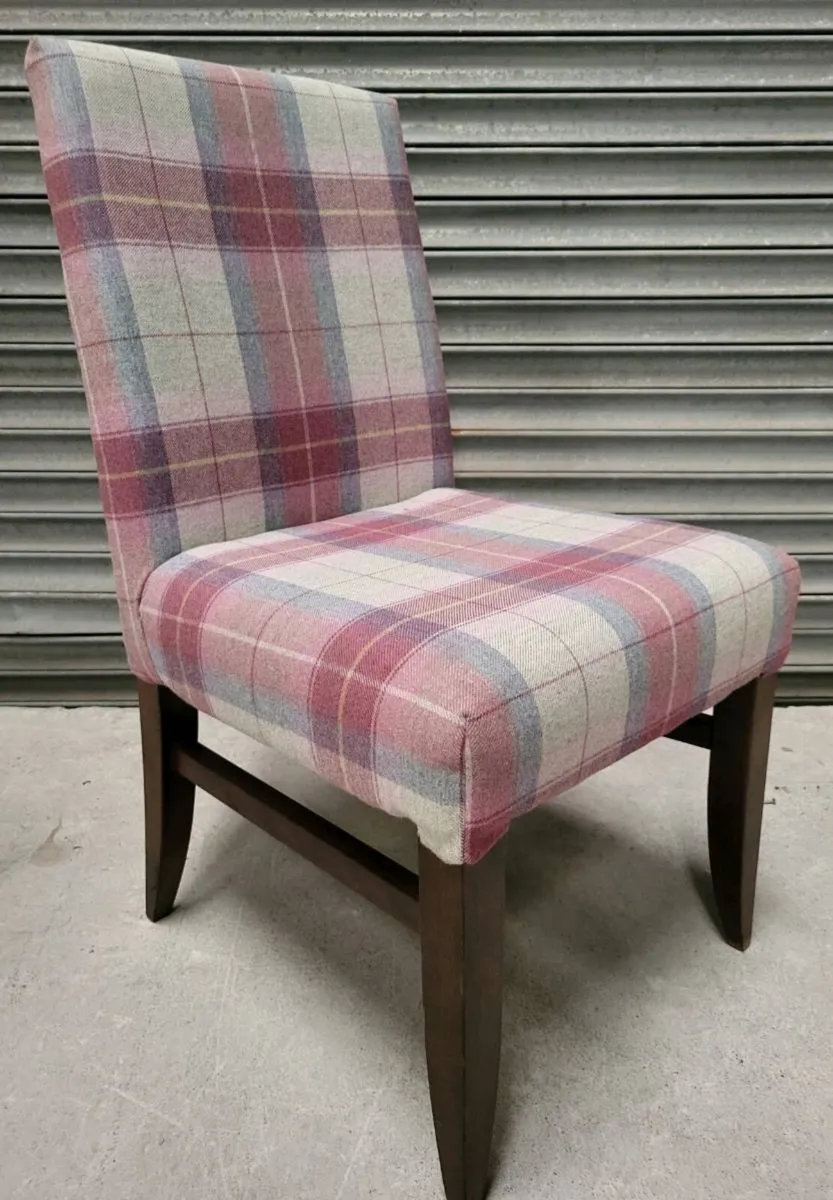 Restaurant/Function/Dining Room Chairs. 70+ - Image 3