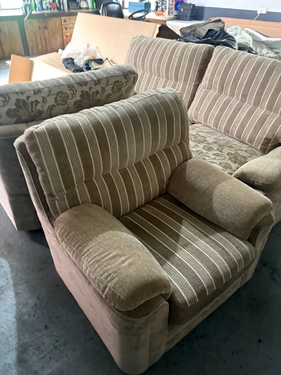 Sofa - Image 4