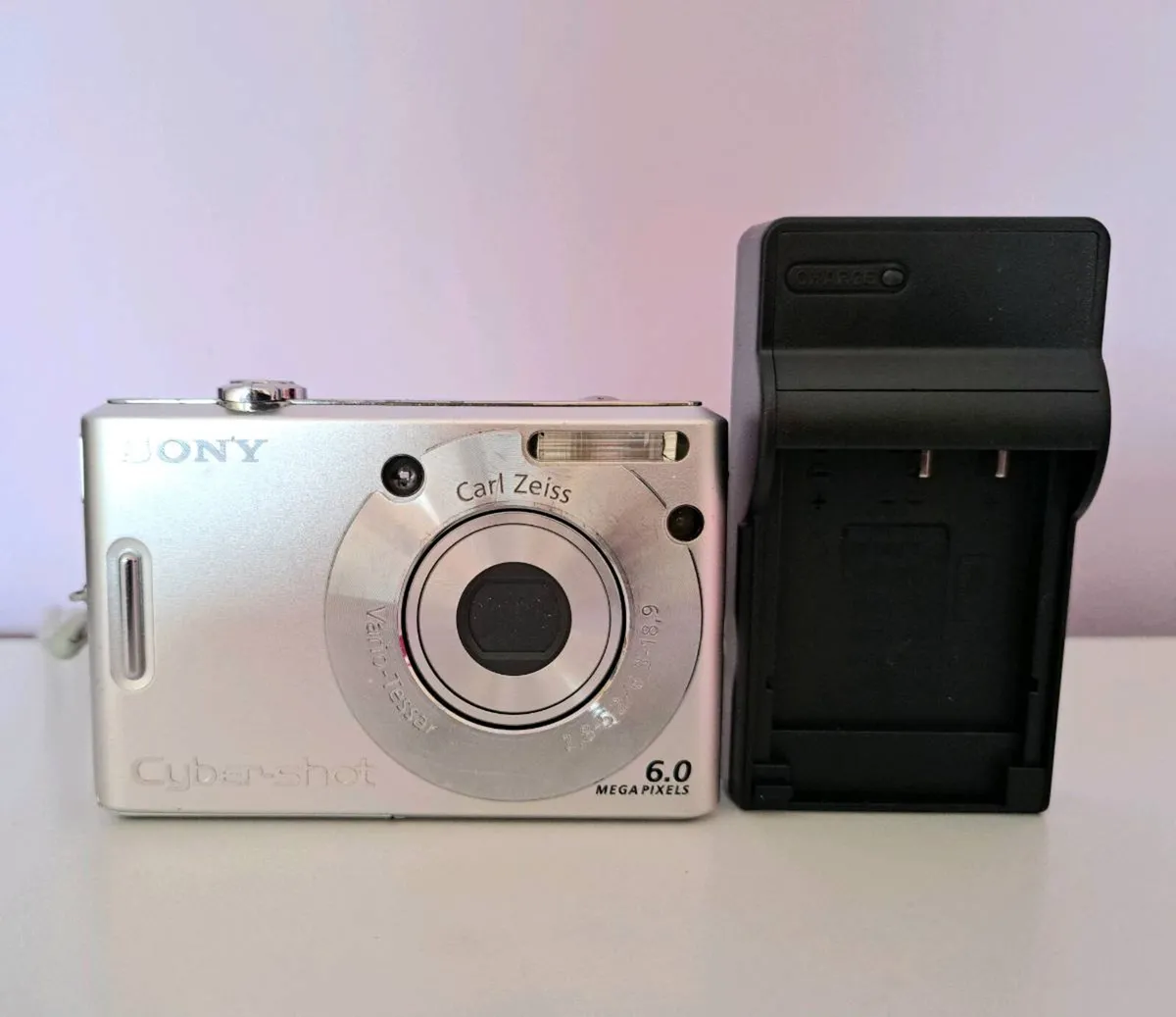 Sony cybershot w30 - Image 1
