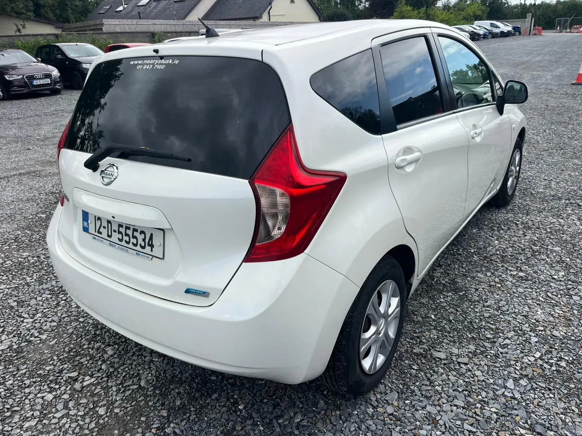 200 cars , vans , damages repairables for sale - Image 4