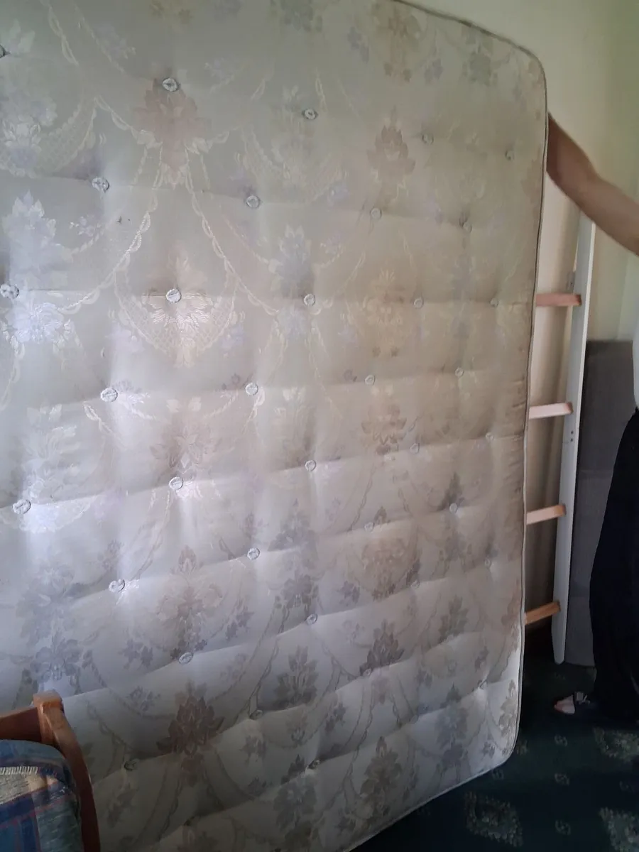 5Ft Headboard & mattress - Image 2
