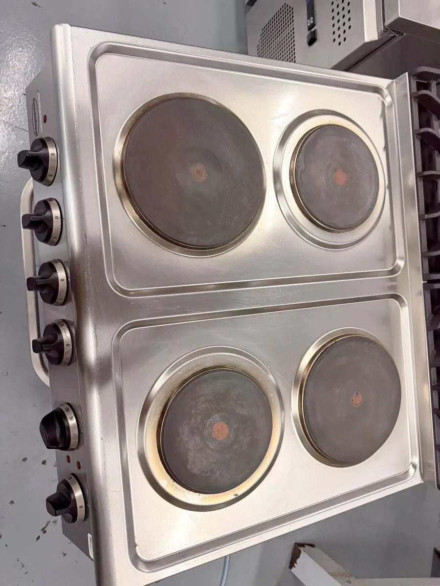Hob 4-Rings with Oven Electric 3-Phase - Image 3