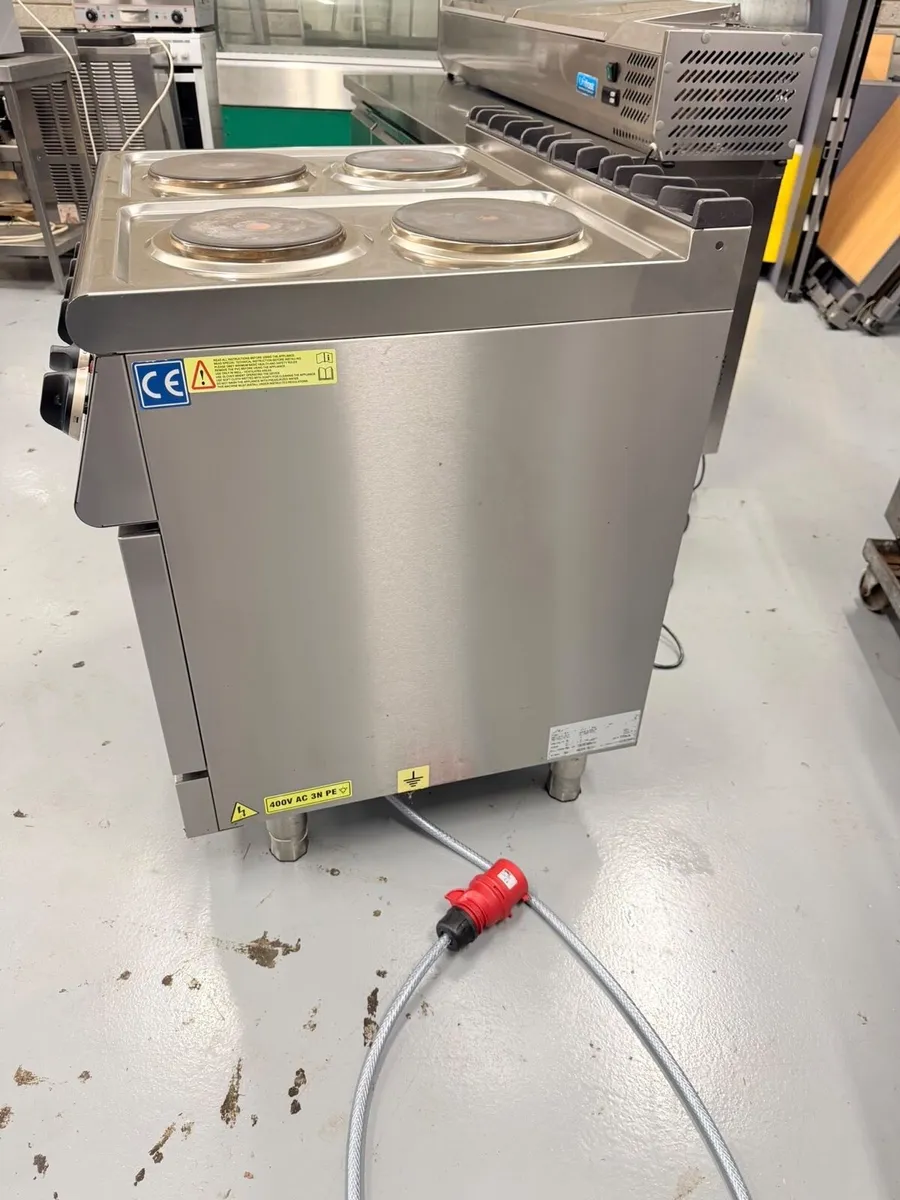 Hob 4-Rings with Oven Electric 3-Phase - Image 4