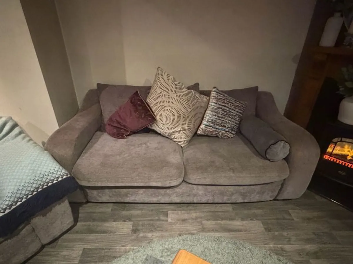 2 seater and 3 seater - Image 2