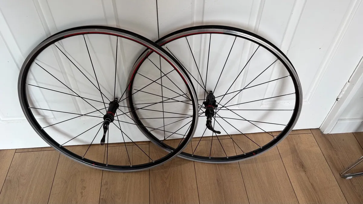 SYNCROS ROADBIKE WHEELSET 700C - Image 2