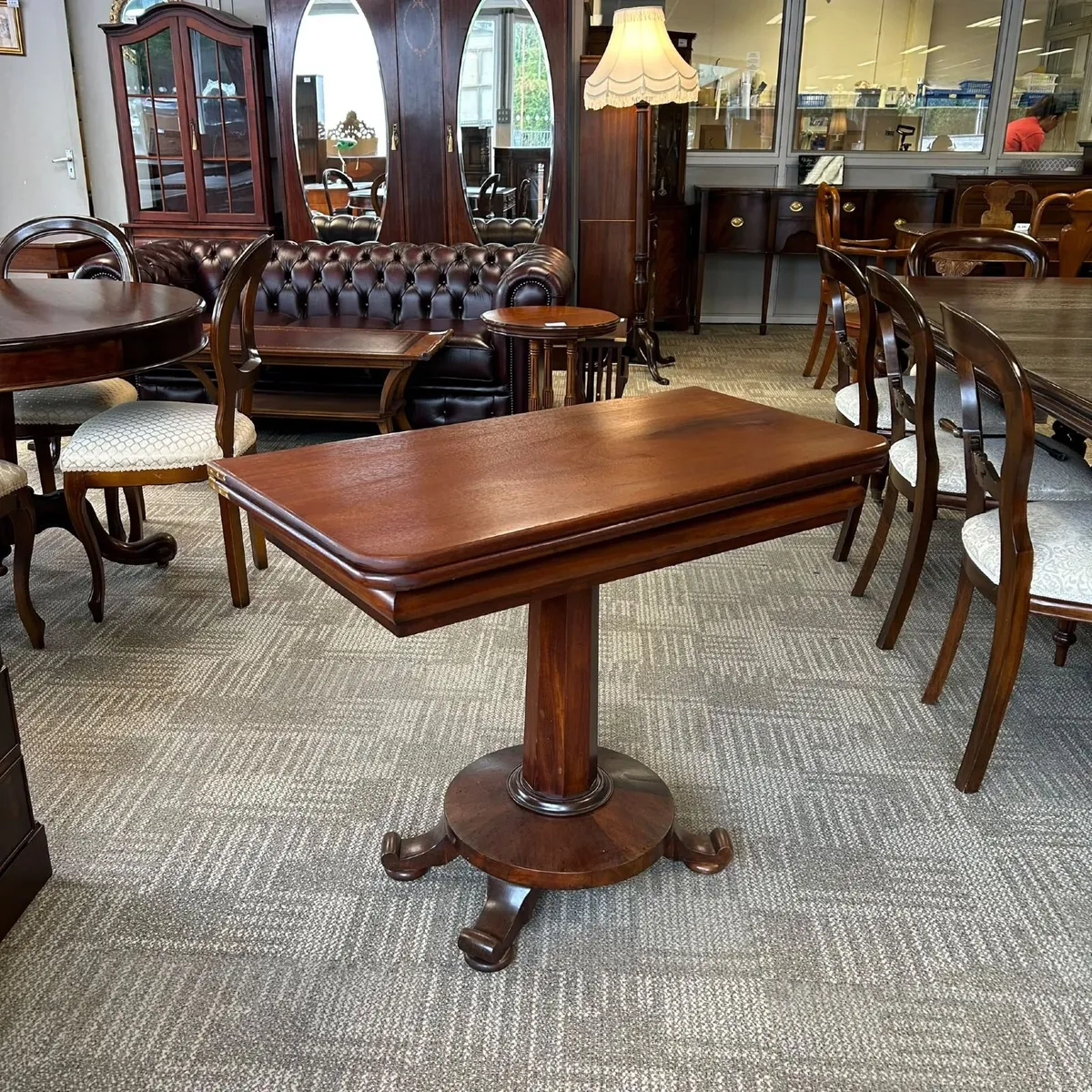 Handsome 19th century antique mahogany games/tea t - Image 1