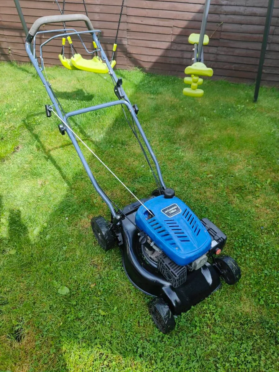 Lawnmower self propelled Hyundai - Image 1